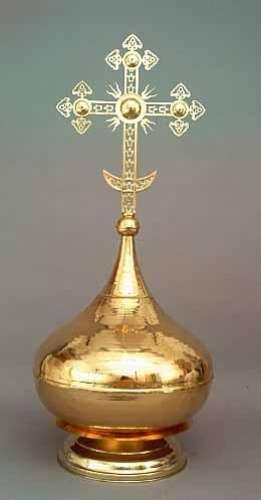 Крест с куполом №1 ажурный латунь золочение