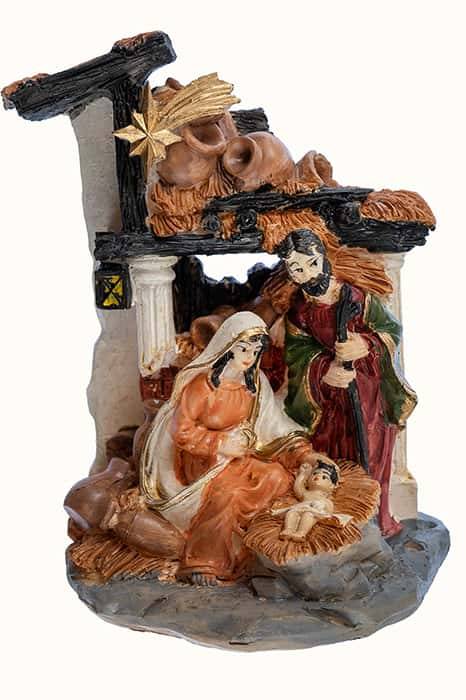 Сувенир рождественский "Вертеп", из полистоуна , цветной, высотой 15 см.