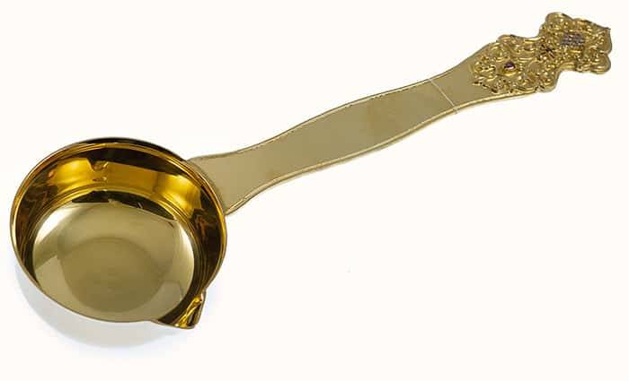 Draft ladle No. 6-P, brass, with gilding, with a red insert, in a box, 2.7.0303lp (6071725)