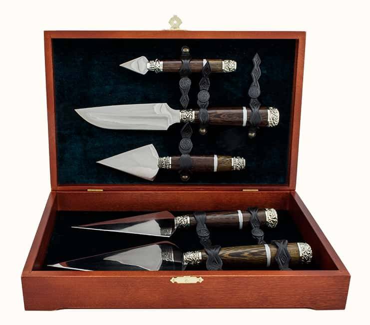 Spear, set of 4 spears and stainless steel prosphora knife, in a wooden box.